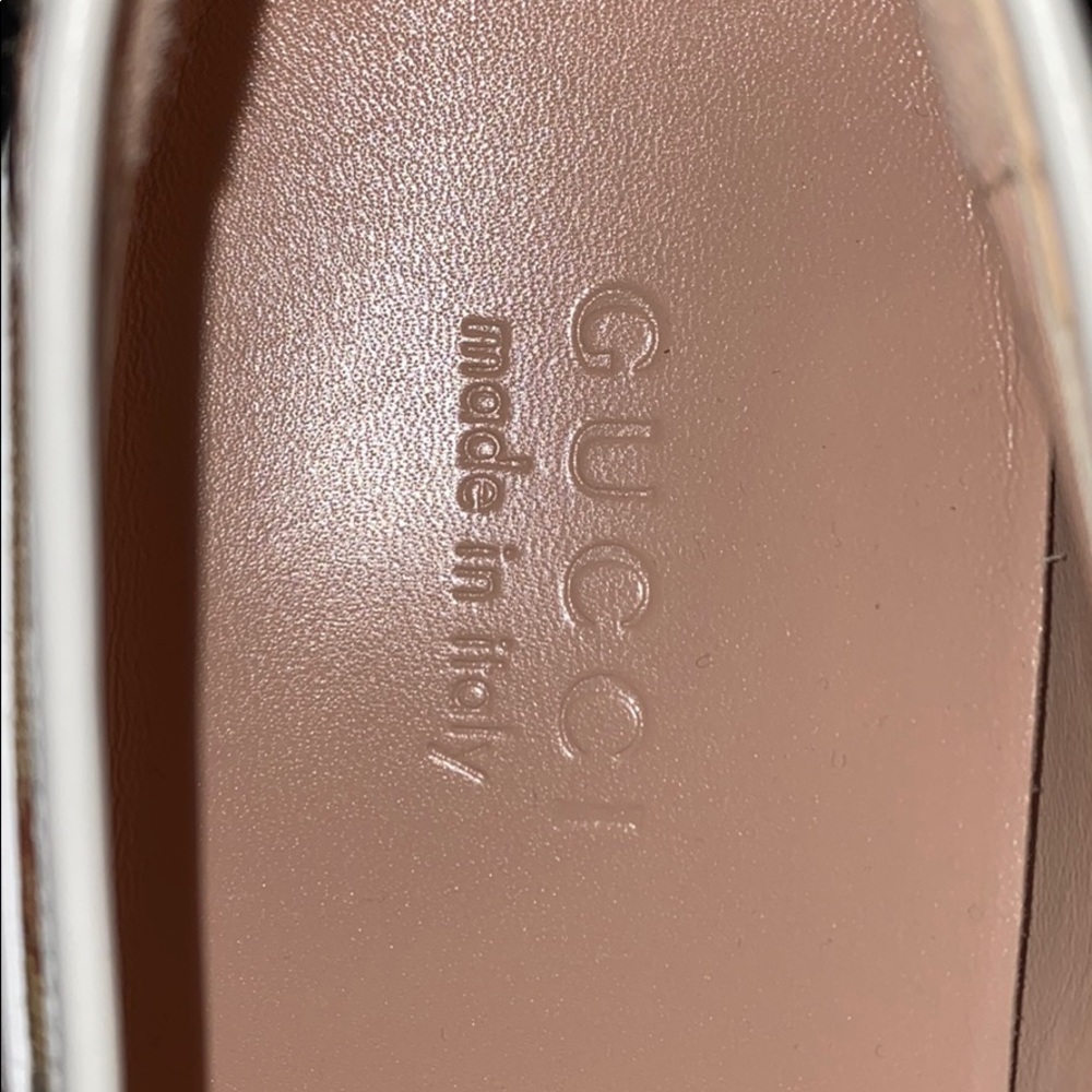 shoes - Picture 2 of 5